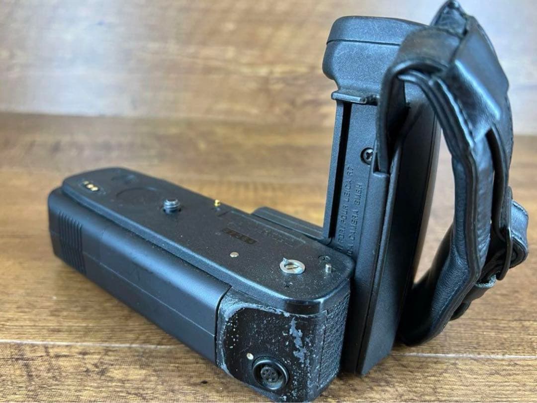 Leica　MOTOR WINDER R 57064 R7 グリップ 14317