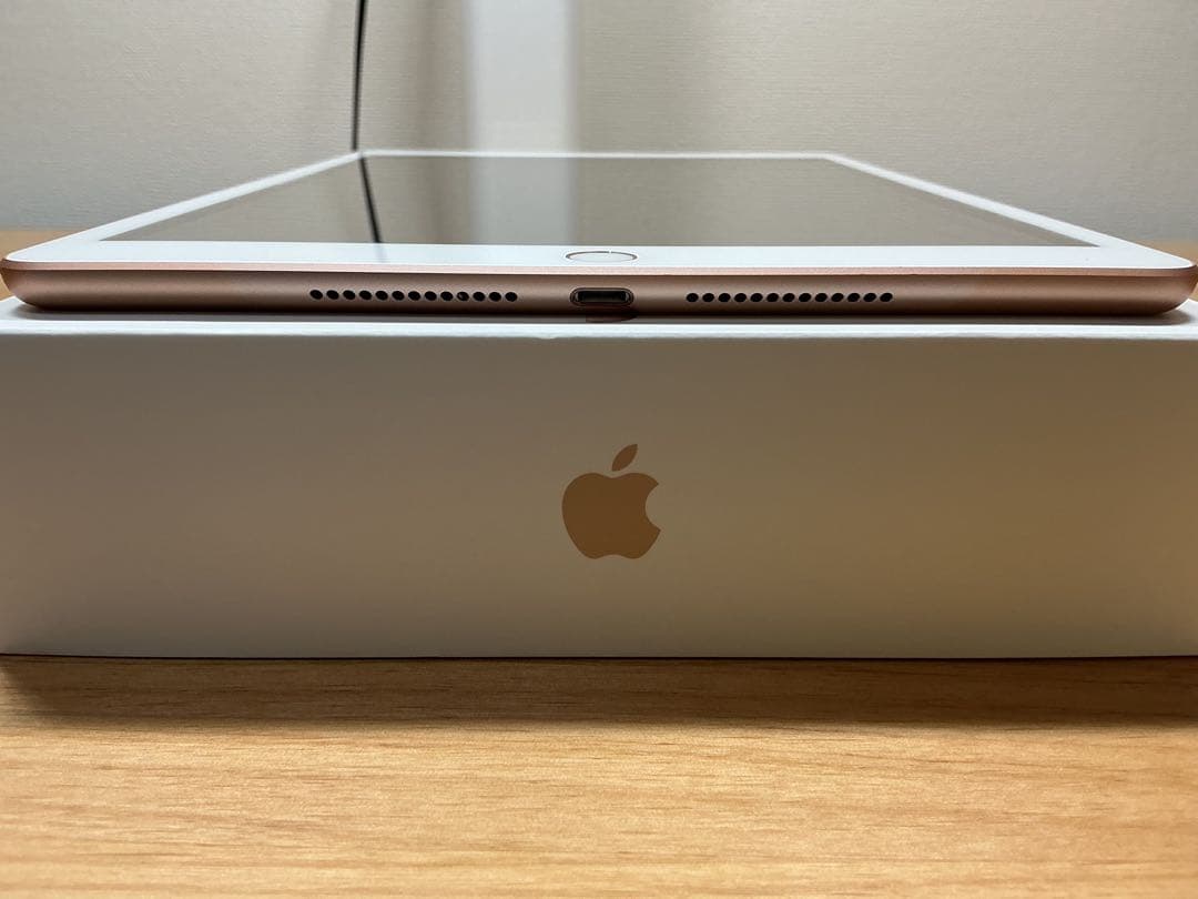 Apple iPad 第７世代　Wi-Fi 32GB バッテリー容量87%