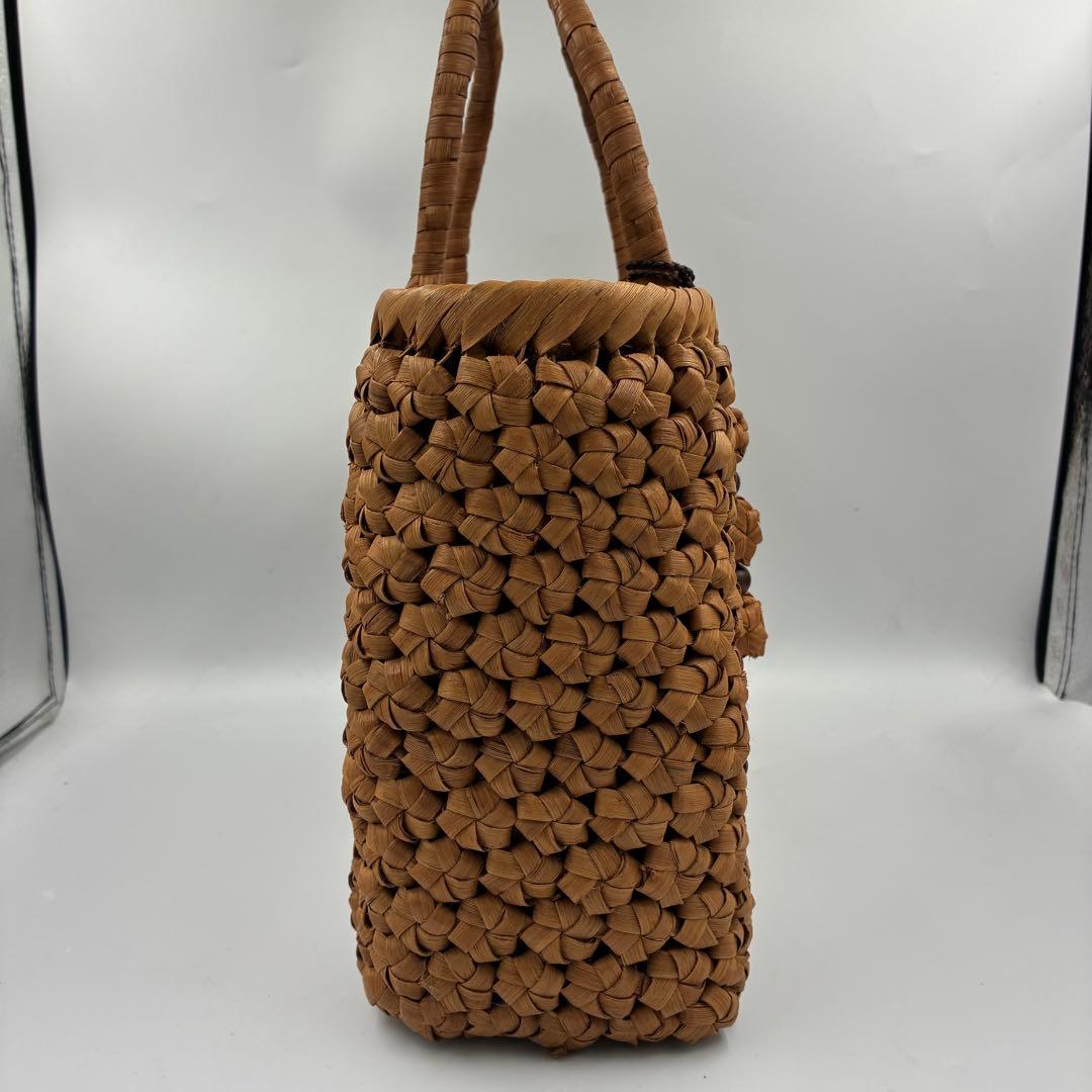 美品】カゴバッグ　山葡萄　六角花編み結び　飾細工付　内布付き　茶色