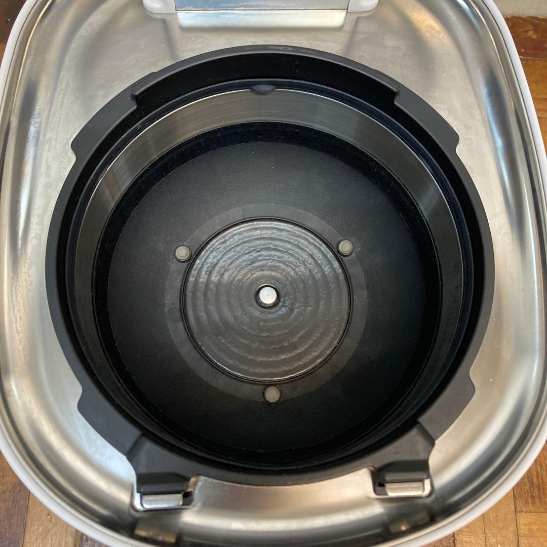 値下げ不可　タイガー 炊飯器 土鍋圧力IHジャー JRX-T100 5.5号