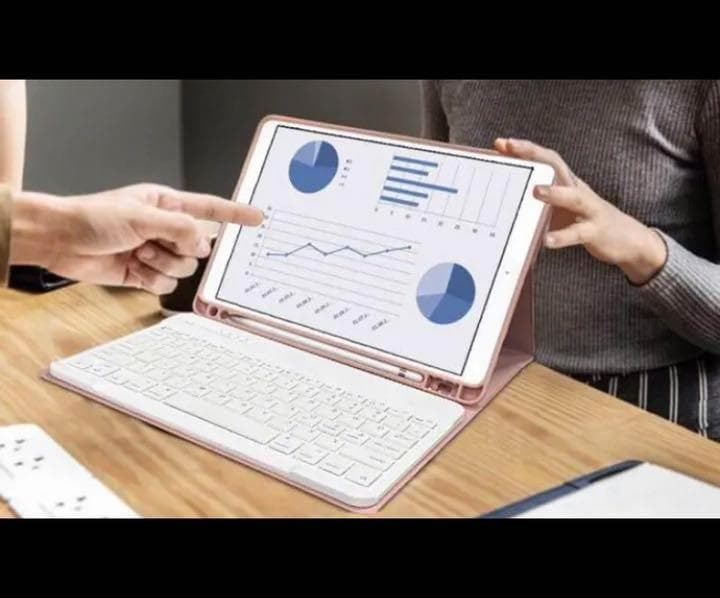 【❤可愛いくてお洒落なイタリアデザイン♪❤多機能】iPadケース＆キーボード