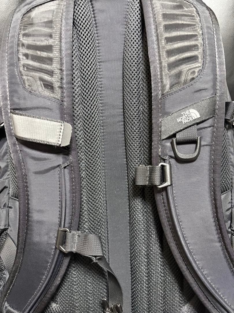 THE NORTH FACE ブラック リュックHOT SHOT