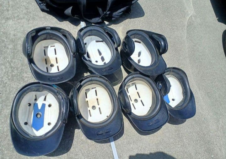 野球　キャッチャー防具　ヘルメット