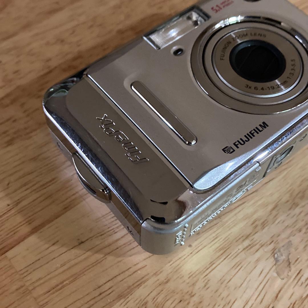 良品　FUJIFILM FinePix A500 富士フィルム　コンデジ　フジ