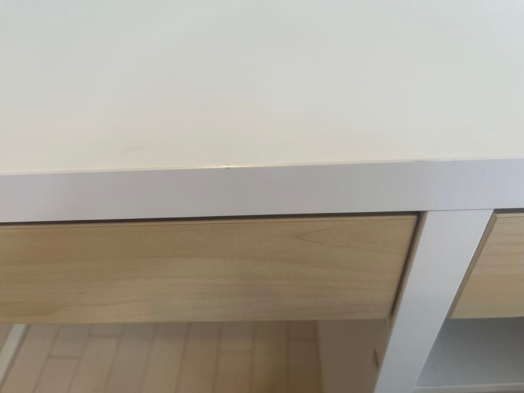 IKEA MICKE 廃盤色