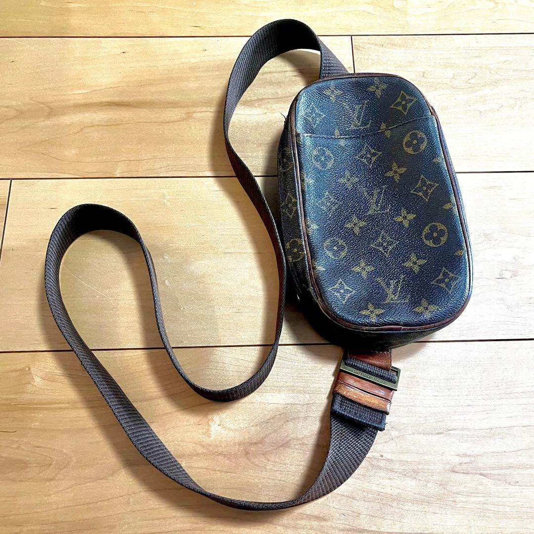 Louis Vuitton モノグラムショルダーバッグ