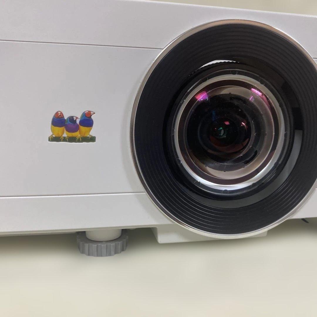 ViewSonic PX706HDフルHD短焦点 ホームゲーミングプロジェクター