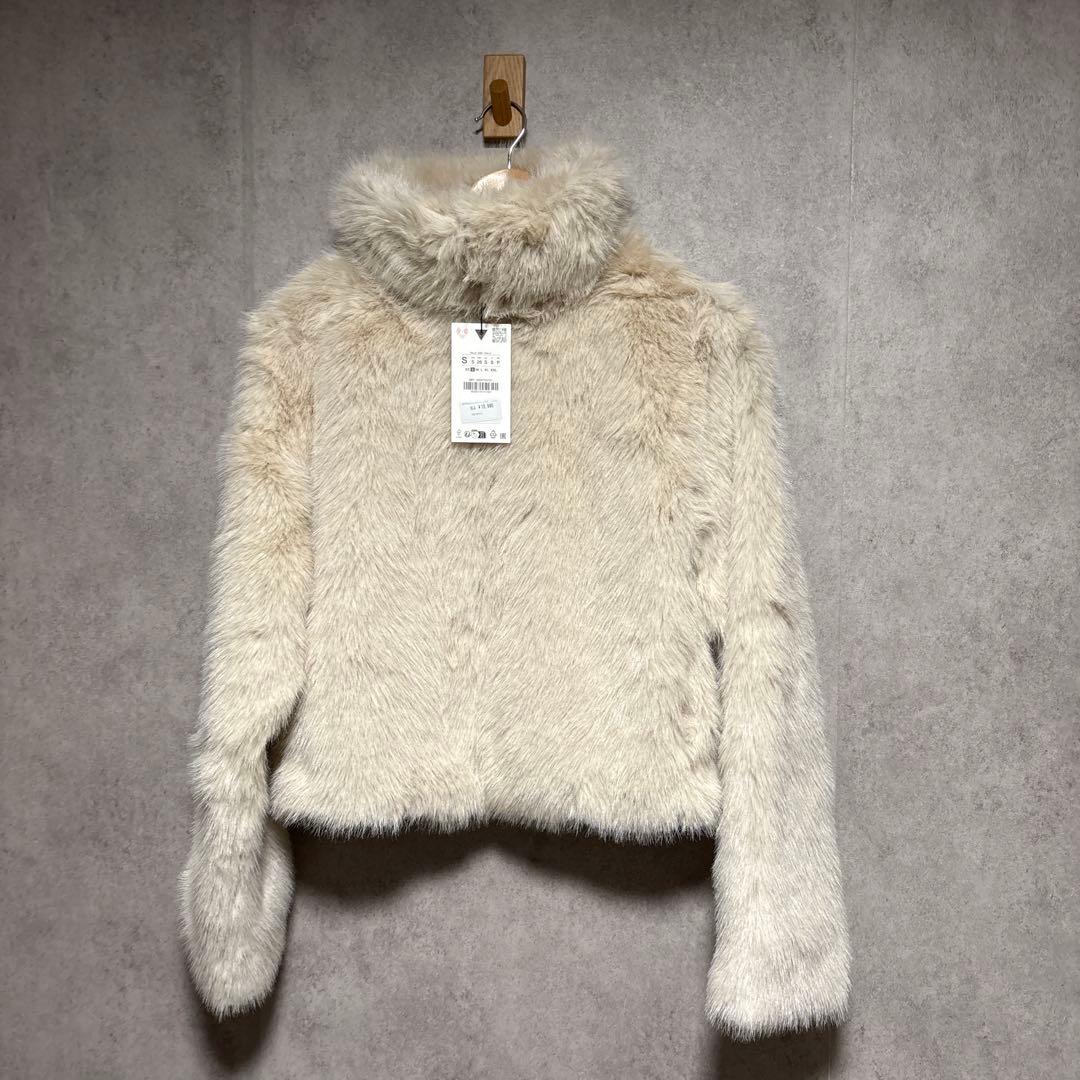 ZARA ザラ ショートフェイクファーコート S