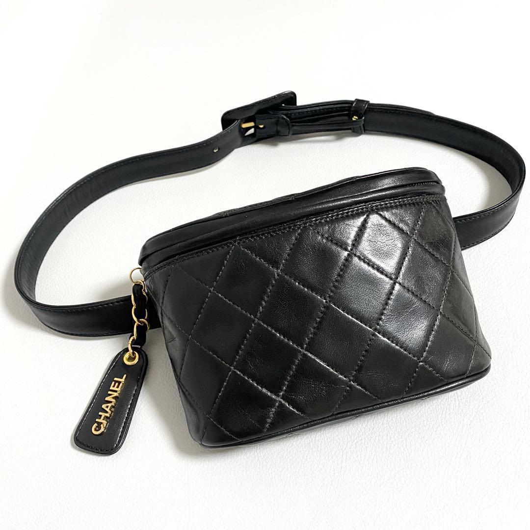 CHANEL / マトラッセ ウエストバッグ ラムスキン