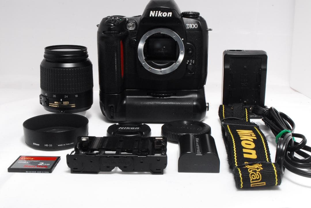 Nikon D100 + 18-55mm｜バッテリーグリップ付