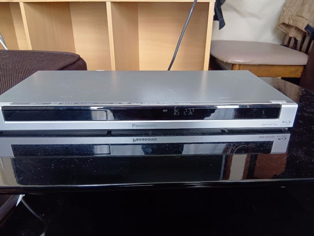 Panasonic DMR-BWT550 Blu-rayレコーダー　DIGA