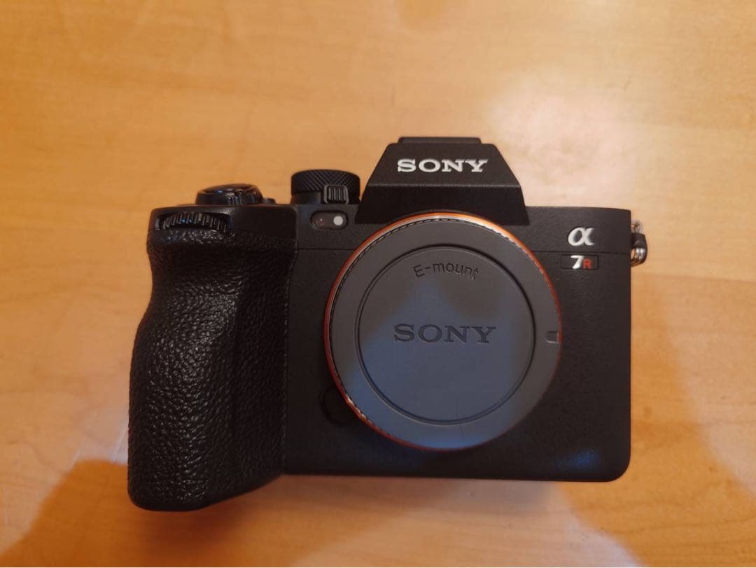 【中古】美品！SONY α7R V ミラーレス一眼 本体と付属品
