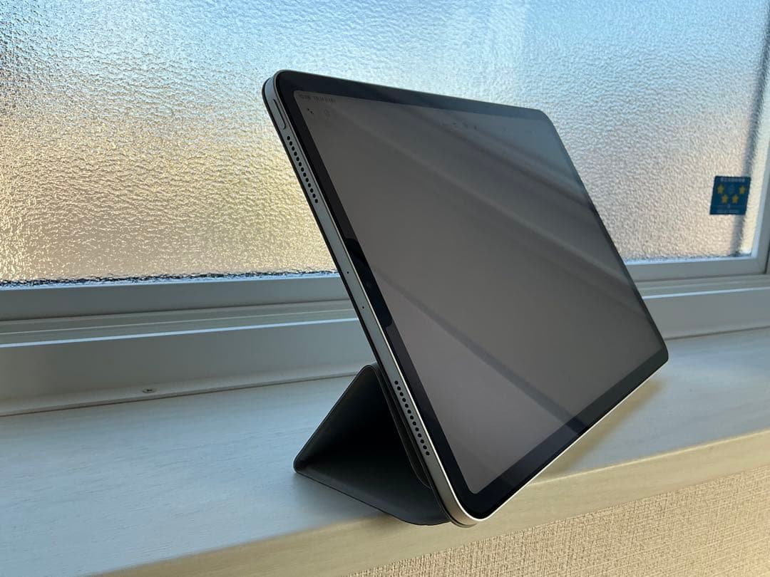 iPadpro（第一世代） 11インチ シルバー 64GB wifi ケース付