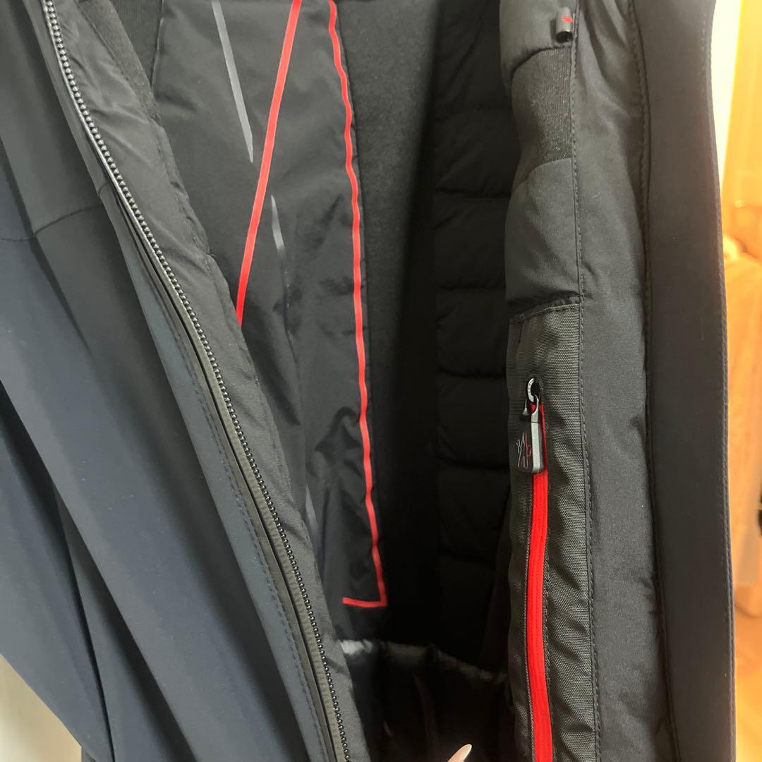 MONCLER ネイビー フードジャケット