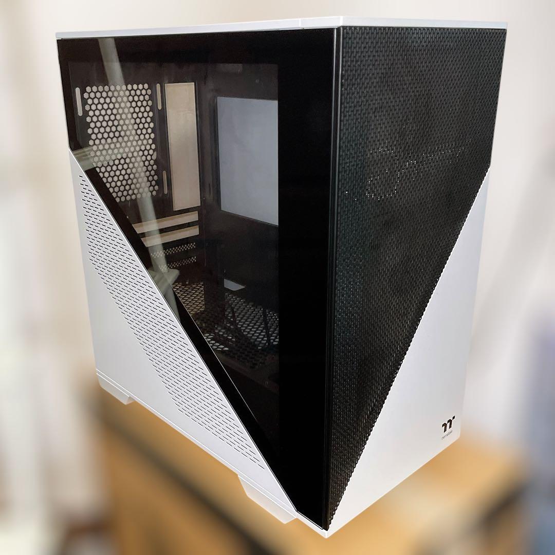 Thermaltake Divider 170 TG ARGB  ケース