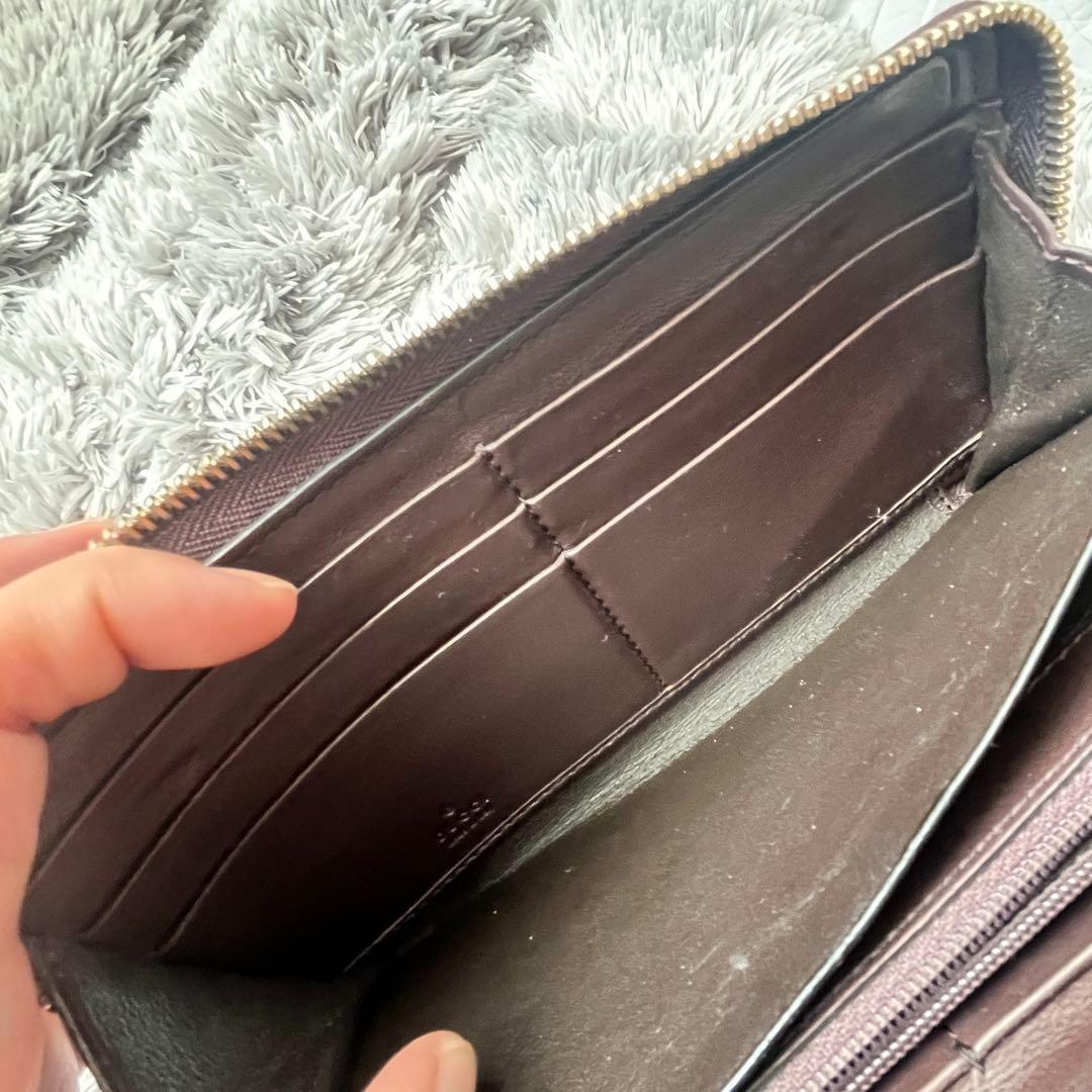 美品✨GUCCI ラウンドファスナー　シマ　リボン　ブラウン　長財布　レディース