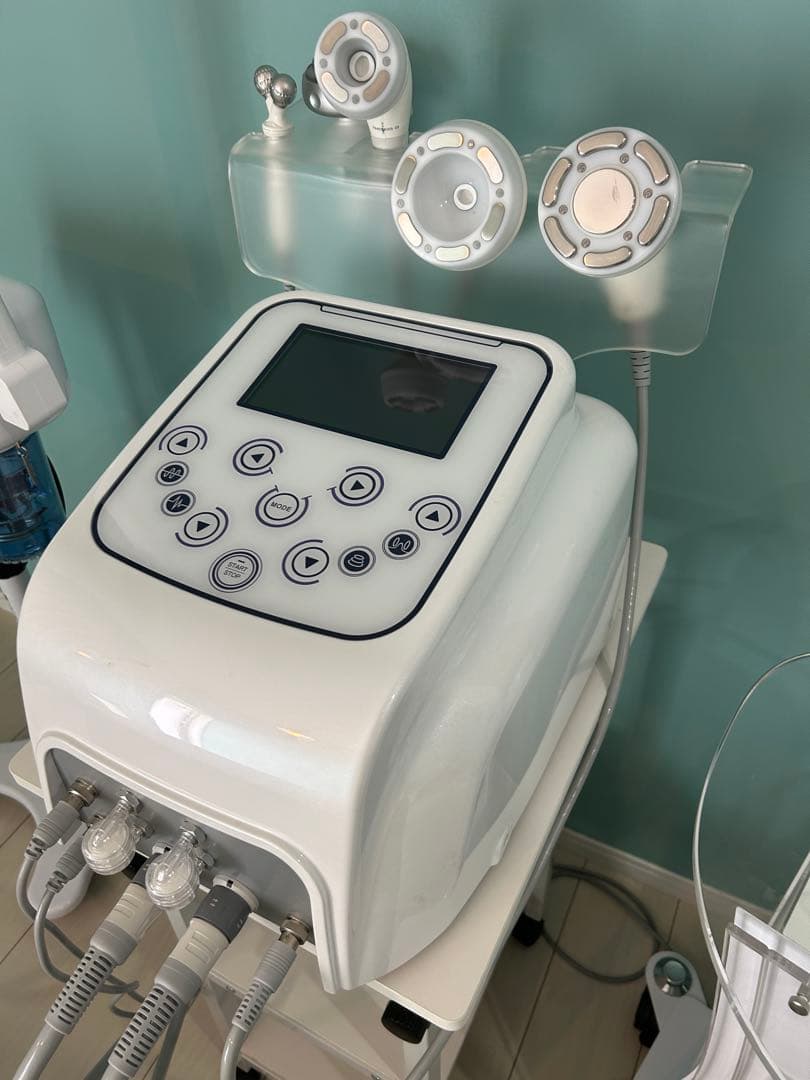 スリムフェイスカッター　ドクタービゼア