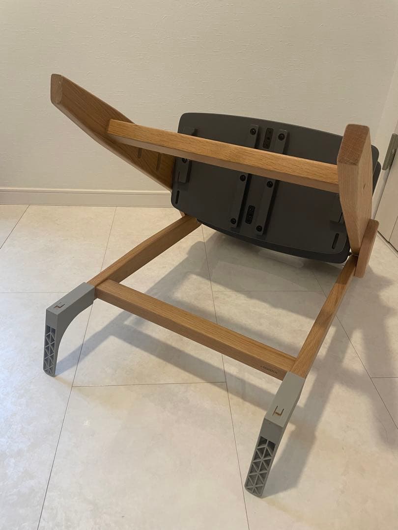 moji YIPPY NOVEL モジ イッピー ノーブルチェアーキッズチェア