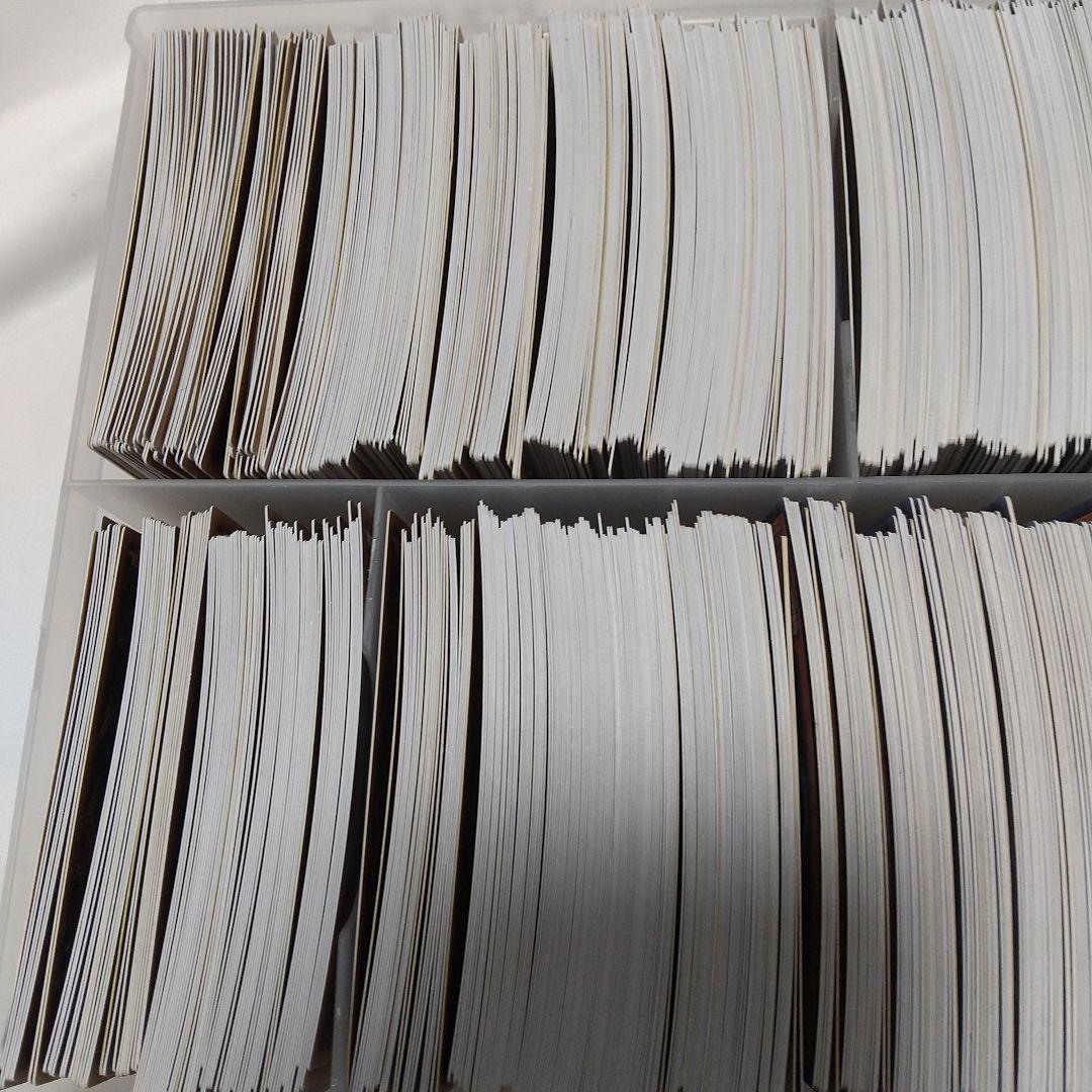 遊戯王OCGカードセット 収納ケース付き SR以上 引退品 約950枚