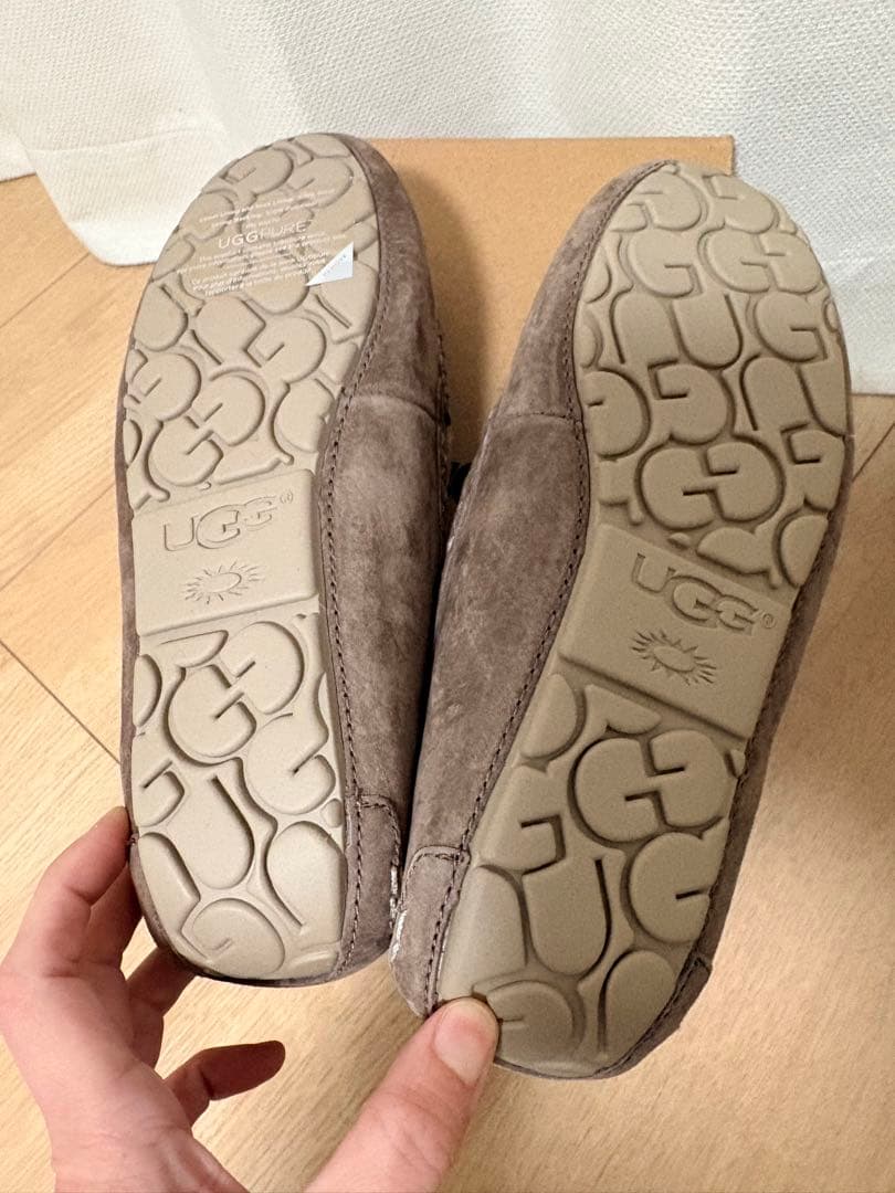 UGG ANSLEY ブラウン モカシン 23cm