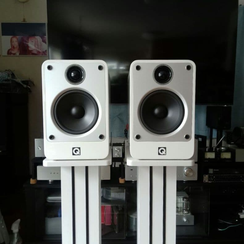 Q Acoustics concept20ホワイト ブックシェルフスピーカー