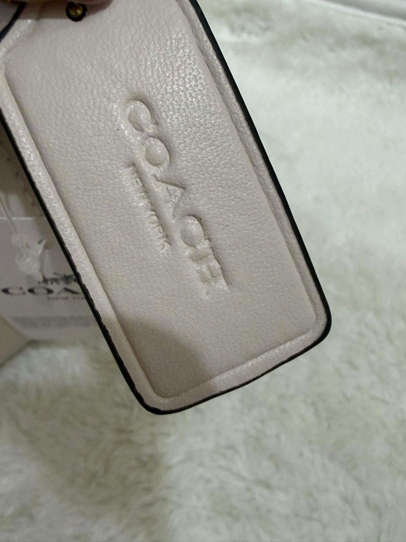 バッグ Coach Tabby Quilted 26cm