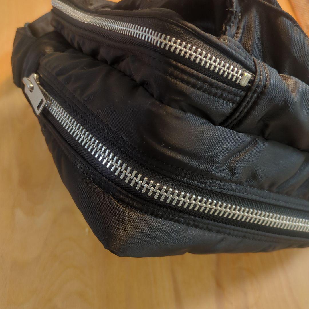 【廃盤】ポーター　PORTER タンカー　ブラック ショルダーバッグ　やや大きめ