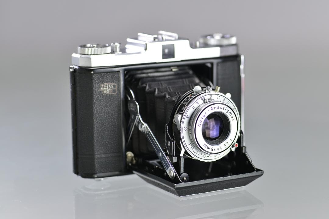 Carl Zeiss Ikon 523/16 中判フィルムカメラ