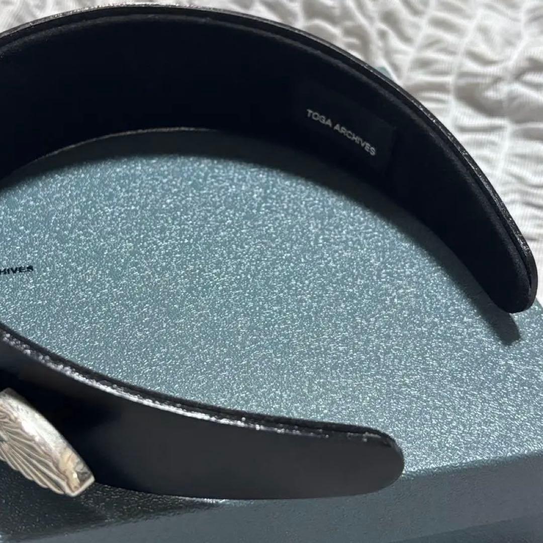 TOGA TOO Leather headband 2 カチューシャ