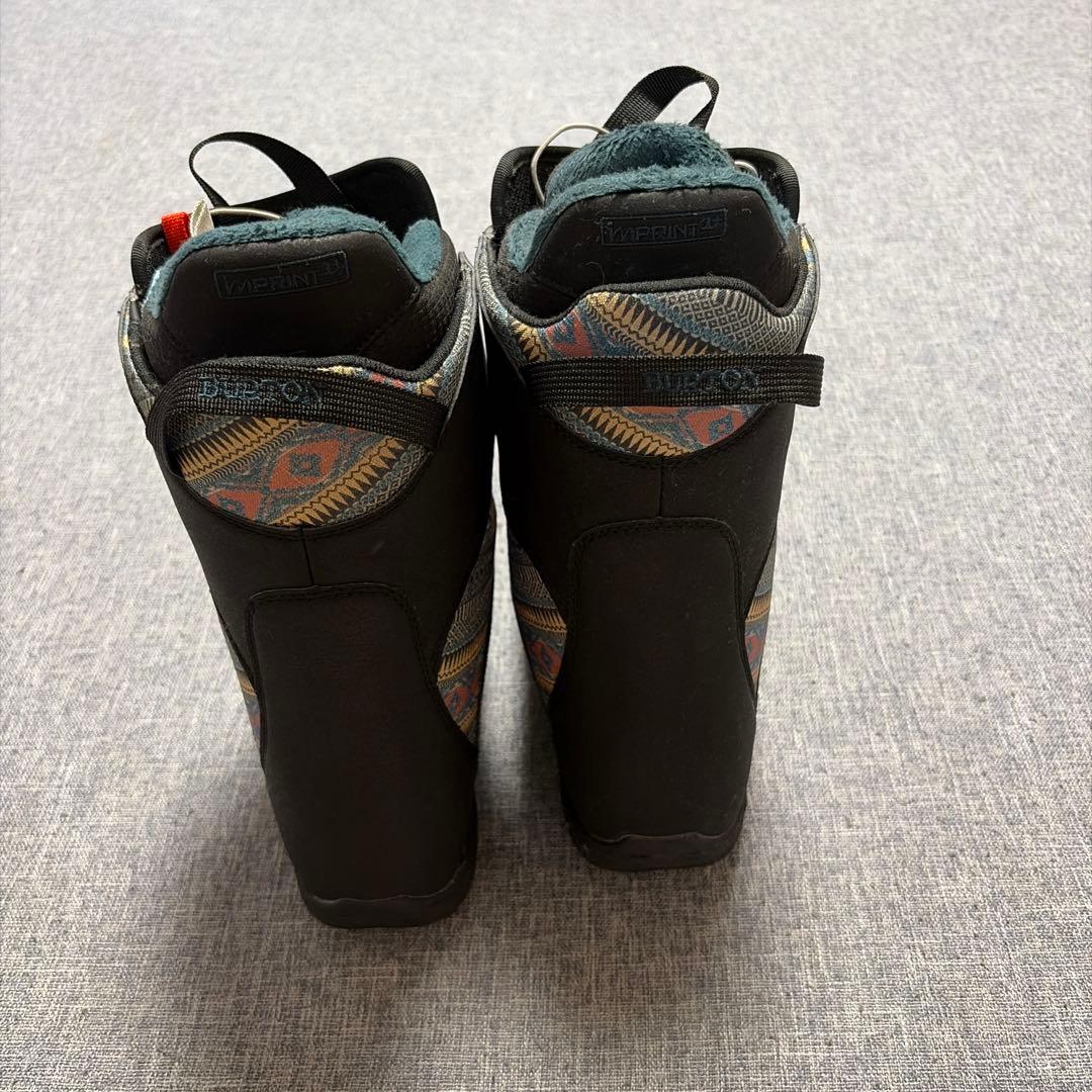な*3様 スノーボードBURTONブーツ MINT BOA