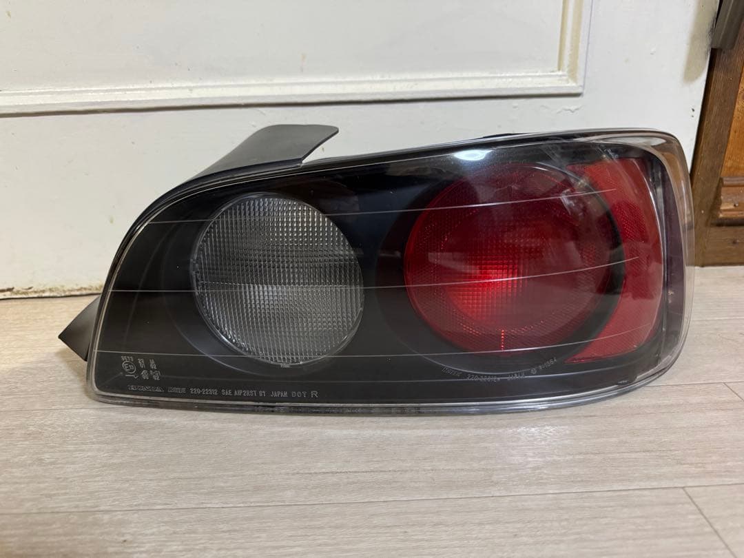 YBs2000(AP1)純正テールランプ左右ガスケット付き