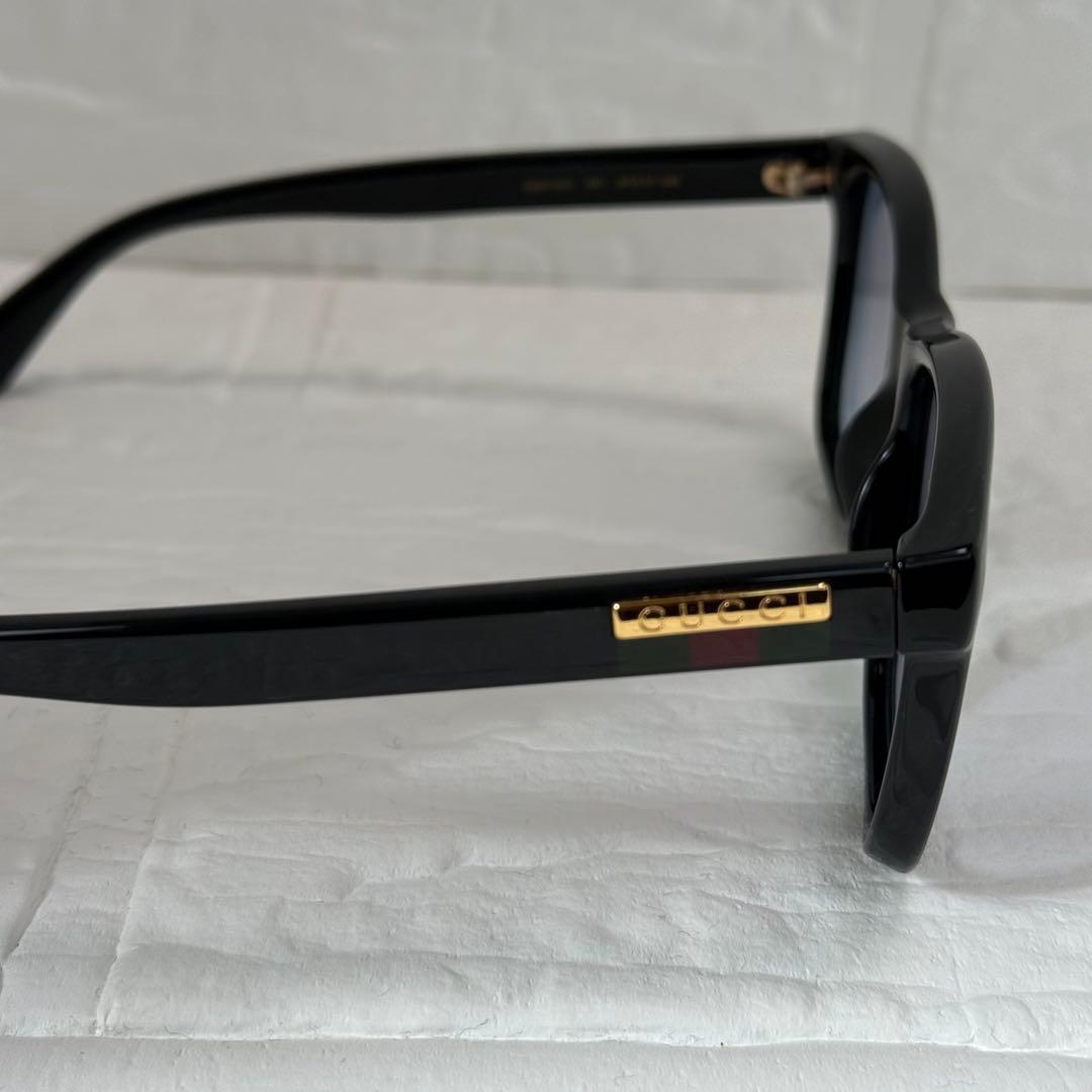 GUCCI サングラス 黒 ブルー系レンズ 純正レンズ付 ケース付