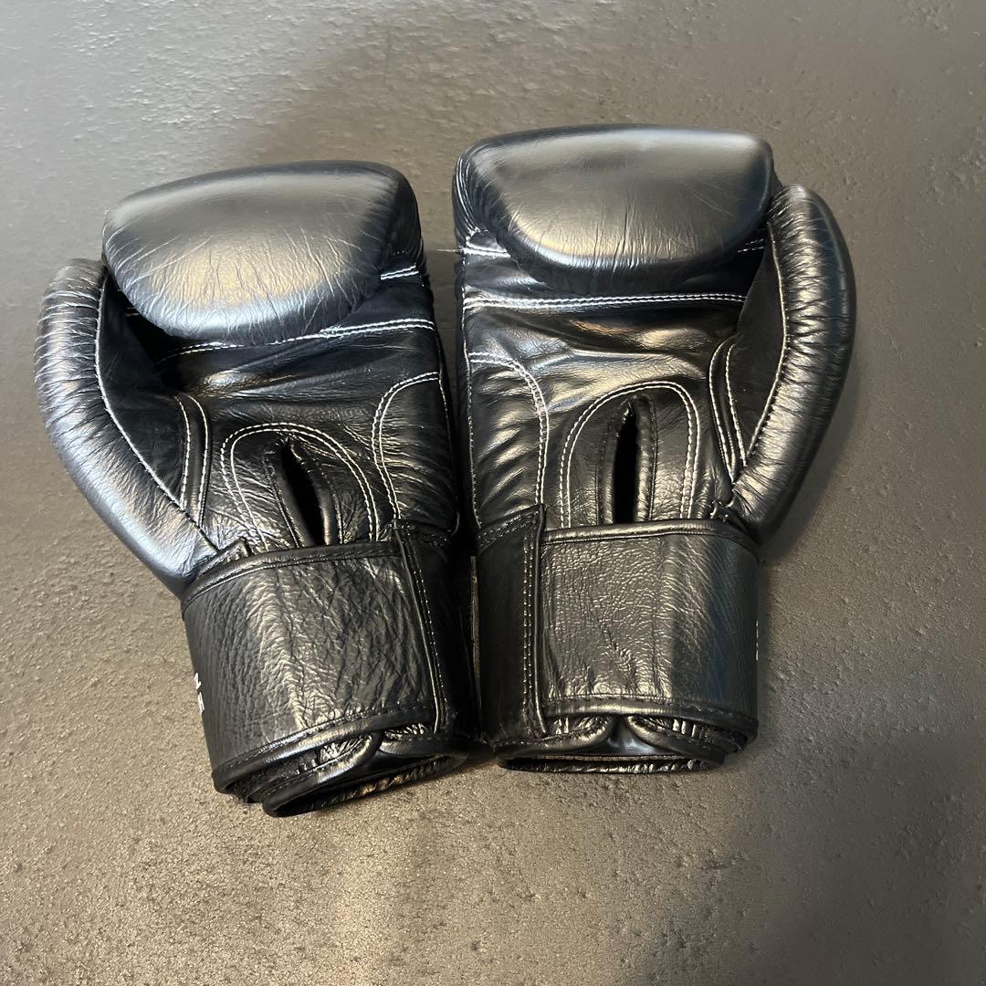 WINDY ボクシンググローブ 黒　12オンス
