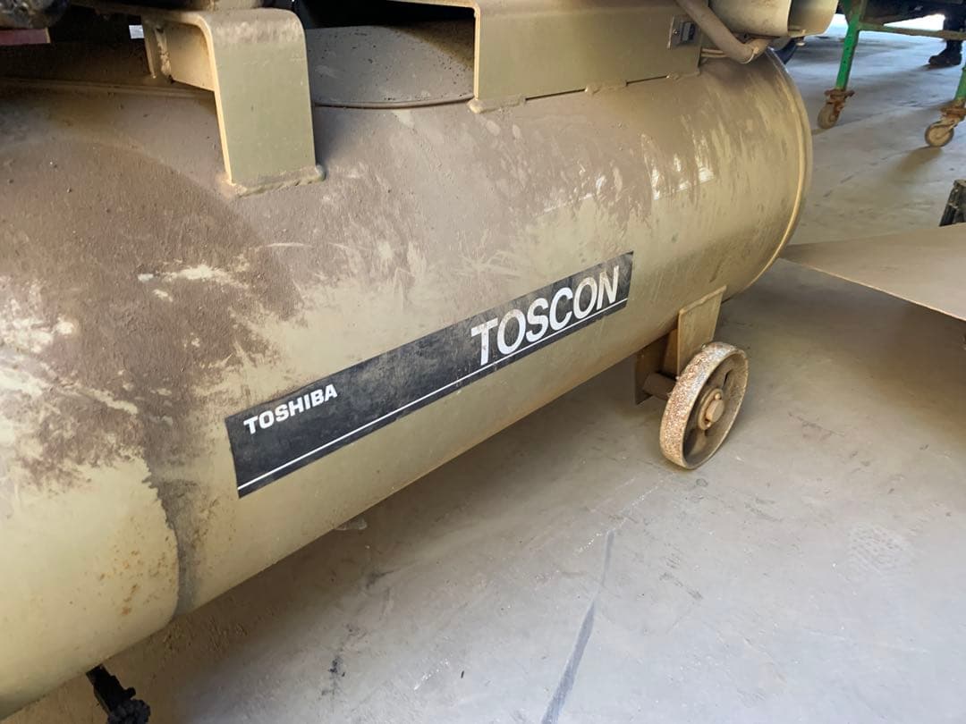 熊本　東芝産業機器システム　TOSCON（トスコン）　エアコンプレッサー