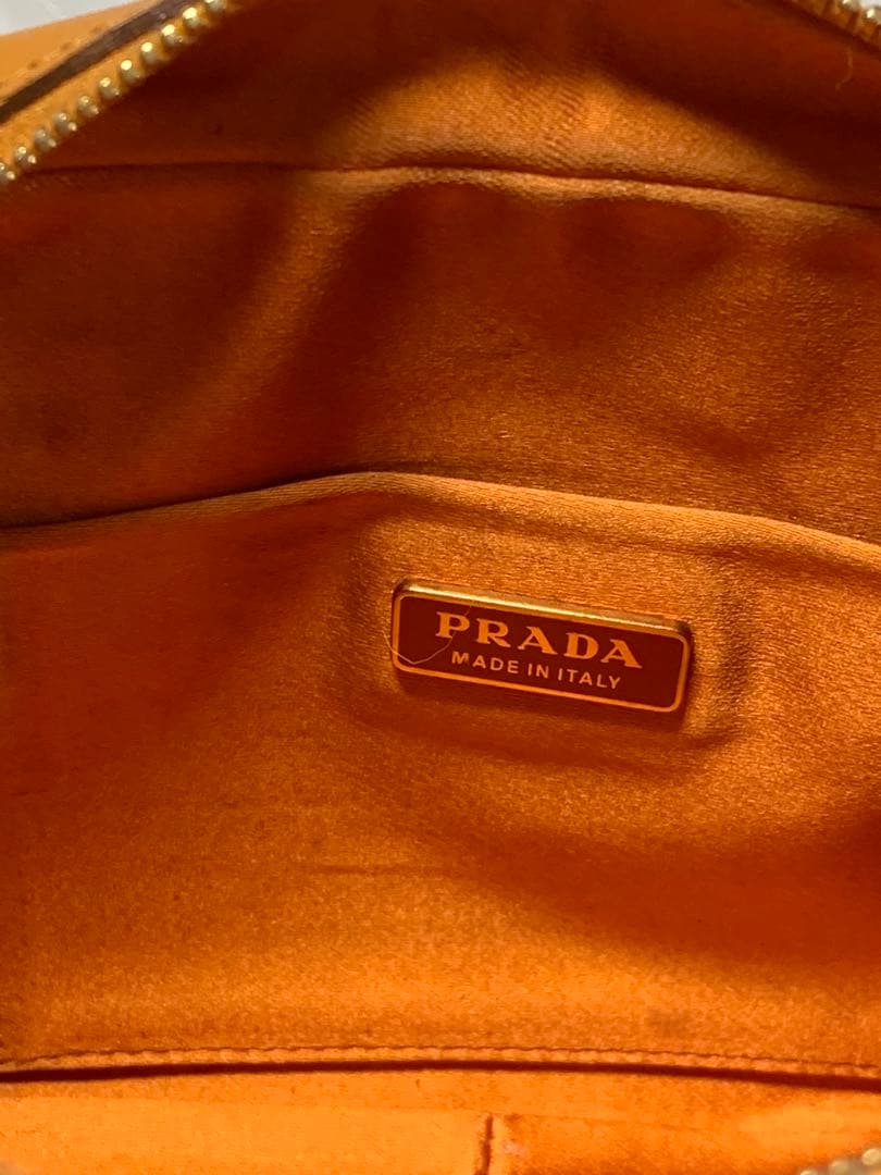 PRADA レザー ハンドバッグ イエロー 希少デザイン‼️