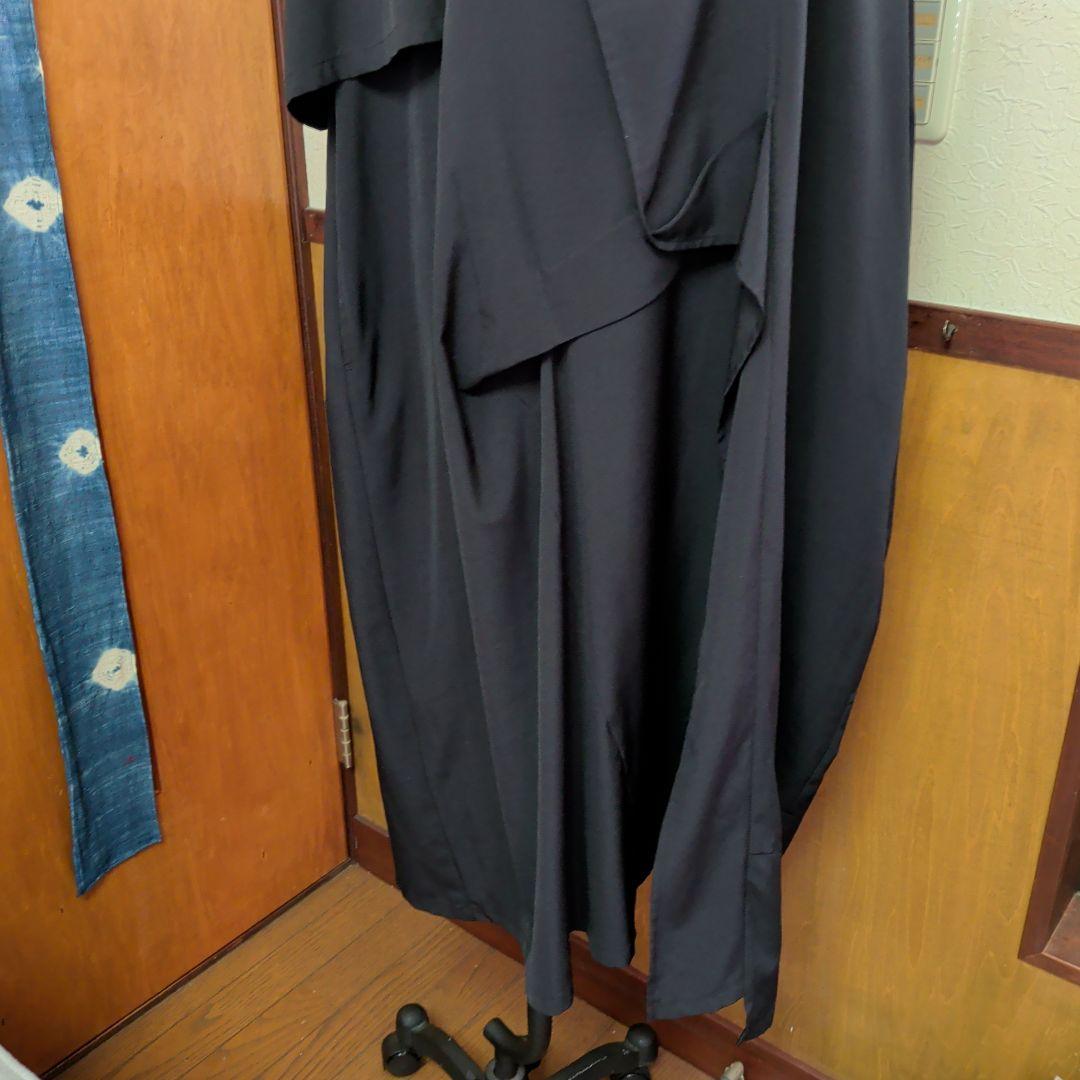 ブラックノースリーブドレープワンピースセンソユニコ 萌 慈雨等