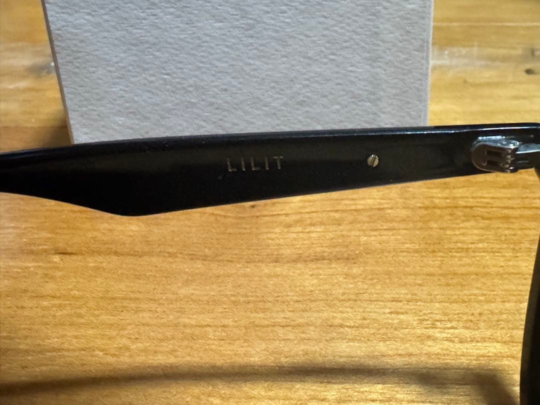 GENTLE MONSTER Lilit 01 ブラックサングラス