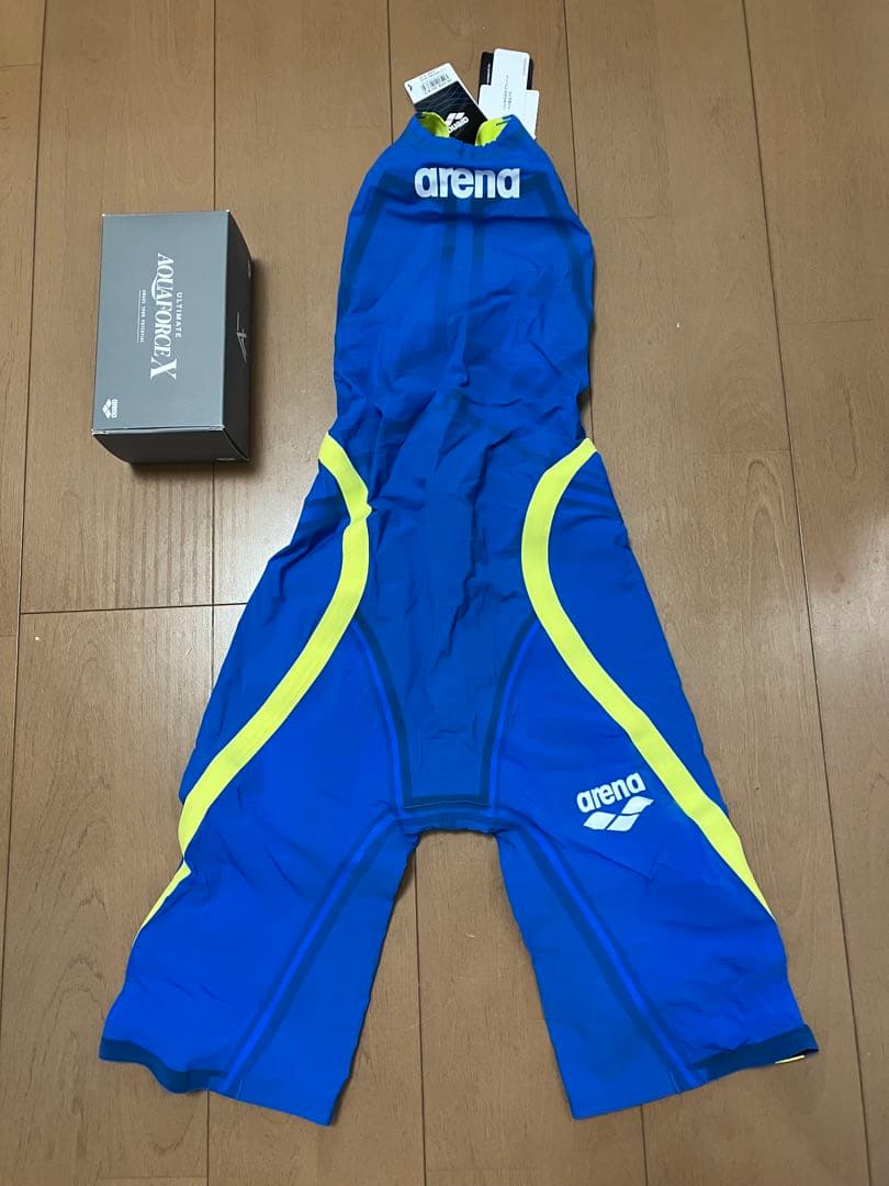 新品未使用　アリーナ アルティメットアクアフォースX CP 競泳レース水着