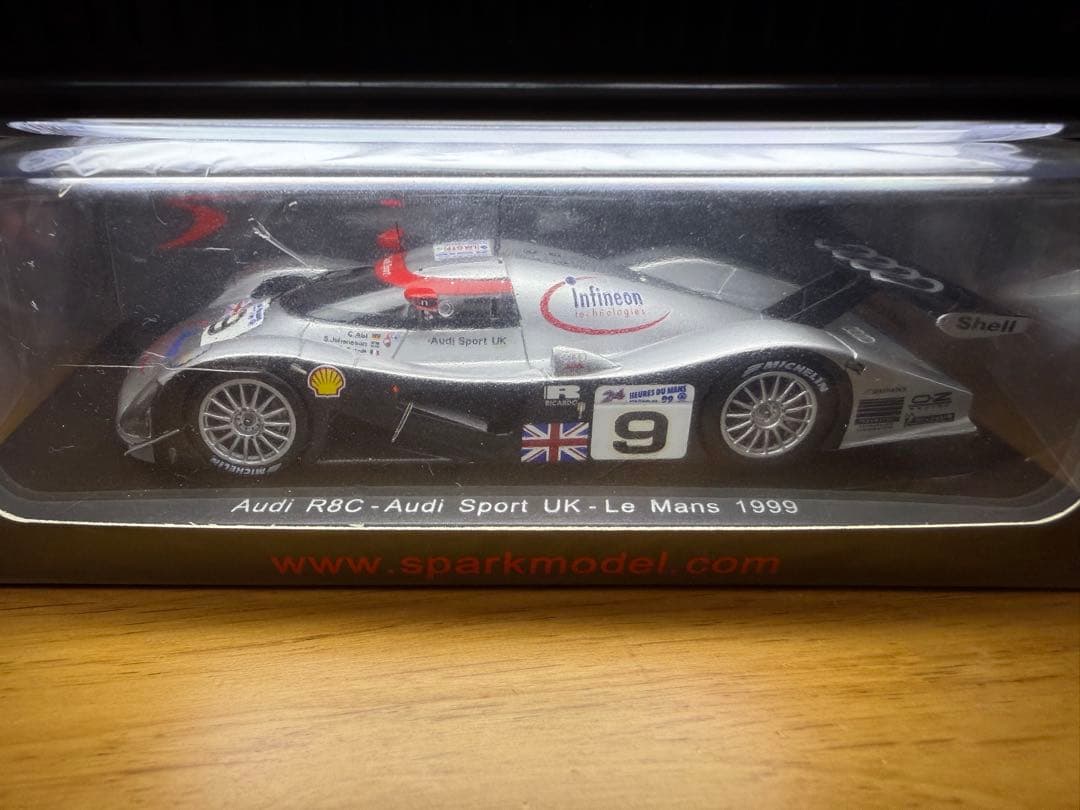 ミニカー 1/43 Audi R8C #9 Le Mans 1999