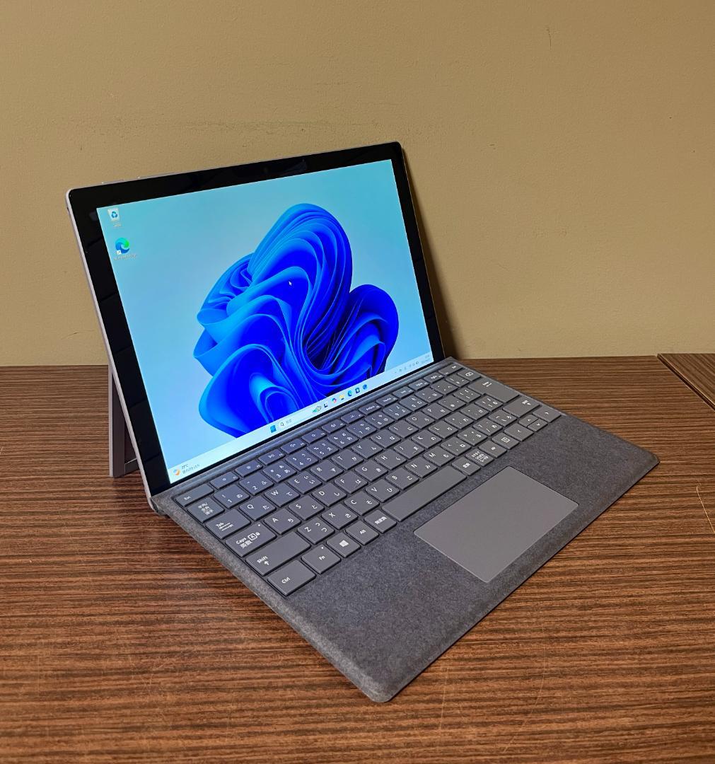 【100%・高性能・LTE対応】Surface Pro 5 8GB/256GB