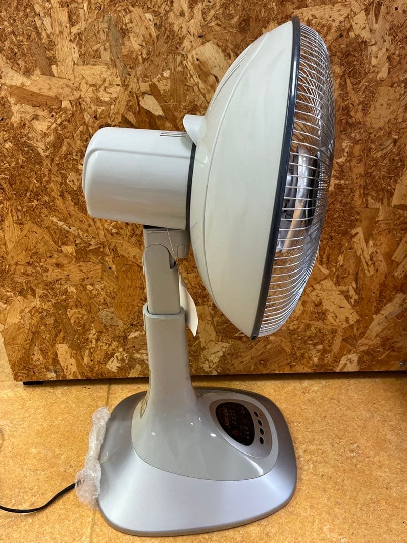 【JAPAN/アルバジャパン】ハロゲンヒーター　電気ヒーター暖房器具