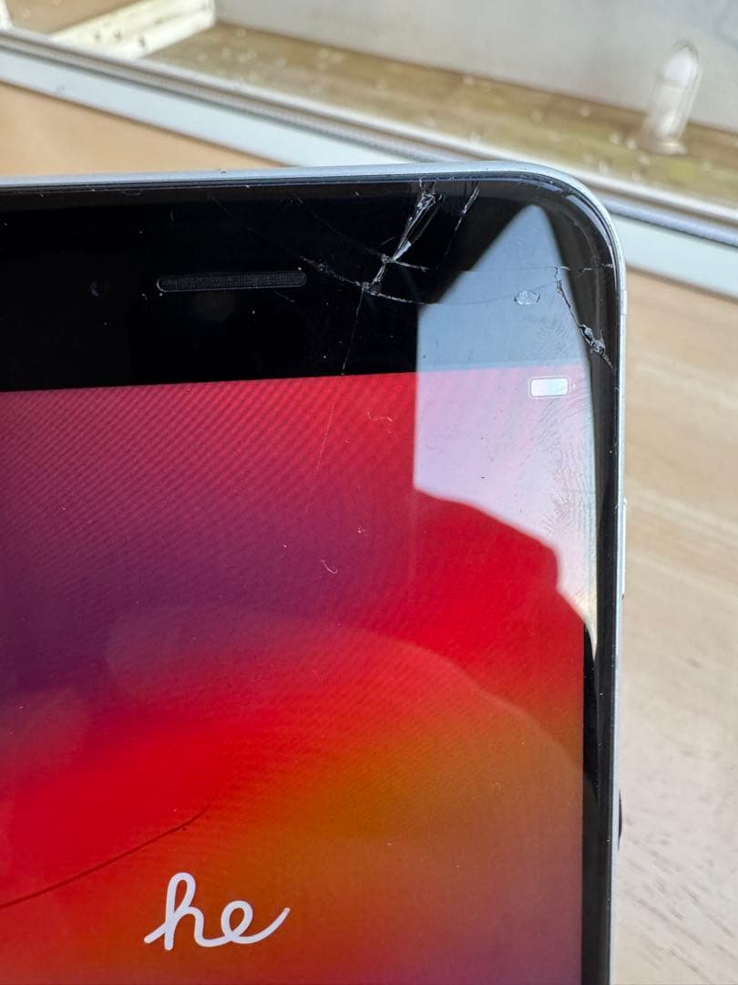 箱あり! iphone SE(第二世代)64GB本体 ジャンク