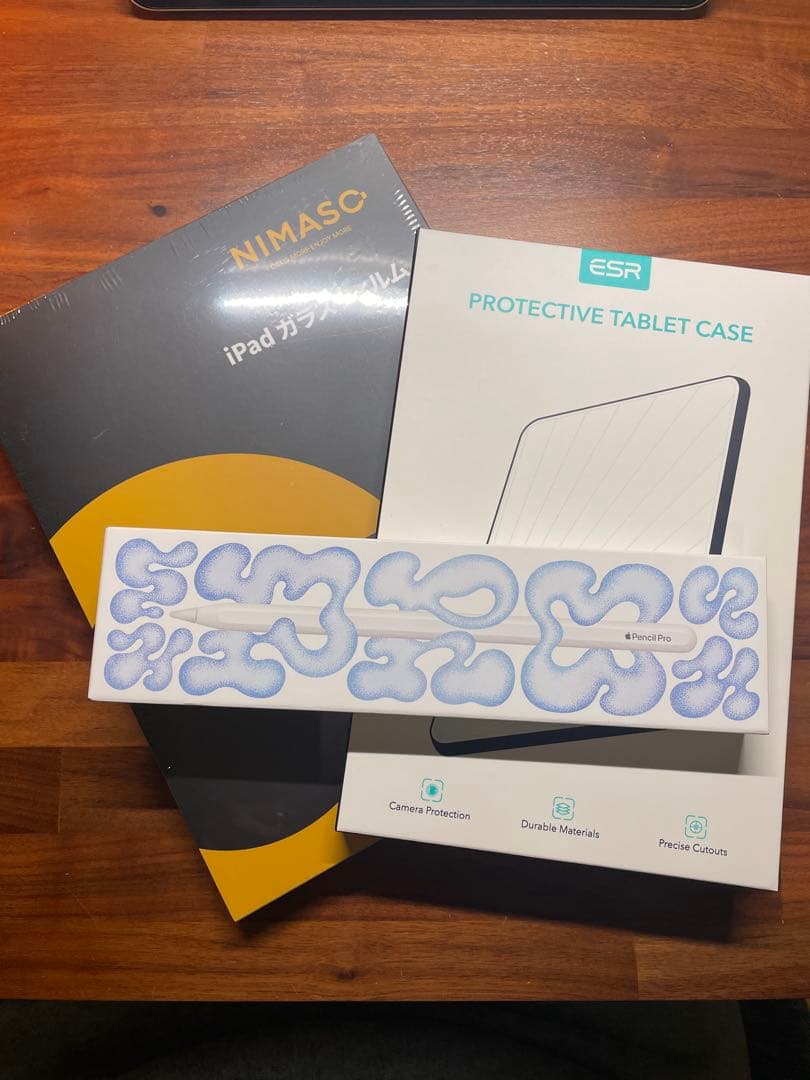 iPad mini A17 Pro用アクセサリー　未開封
