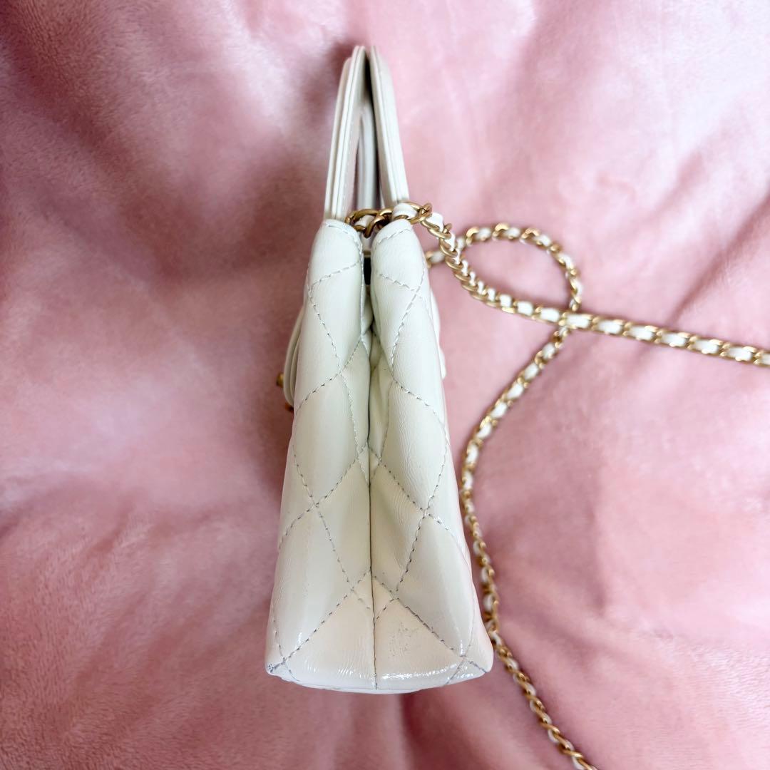 ホワイト 白 CHANEL バッグ