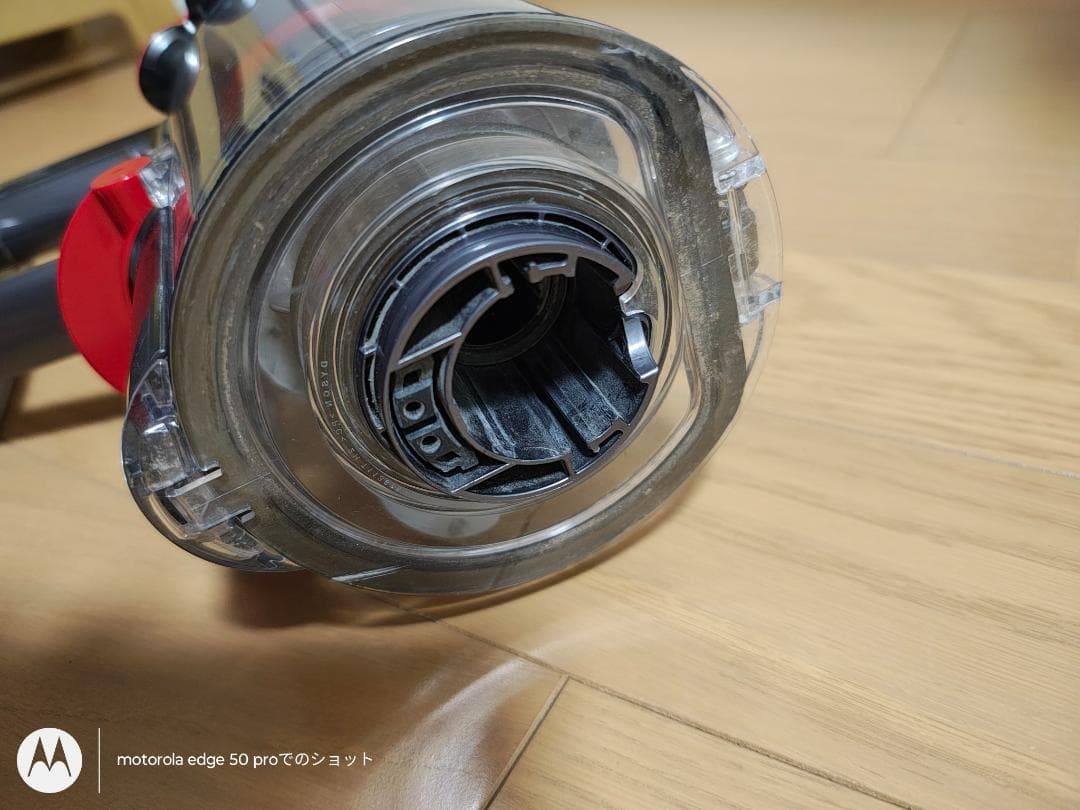 ダイソン★コードレス掃除機★V10本体★ＳV12★バッテリー新品と大差なし★1