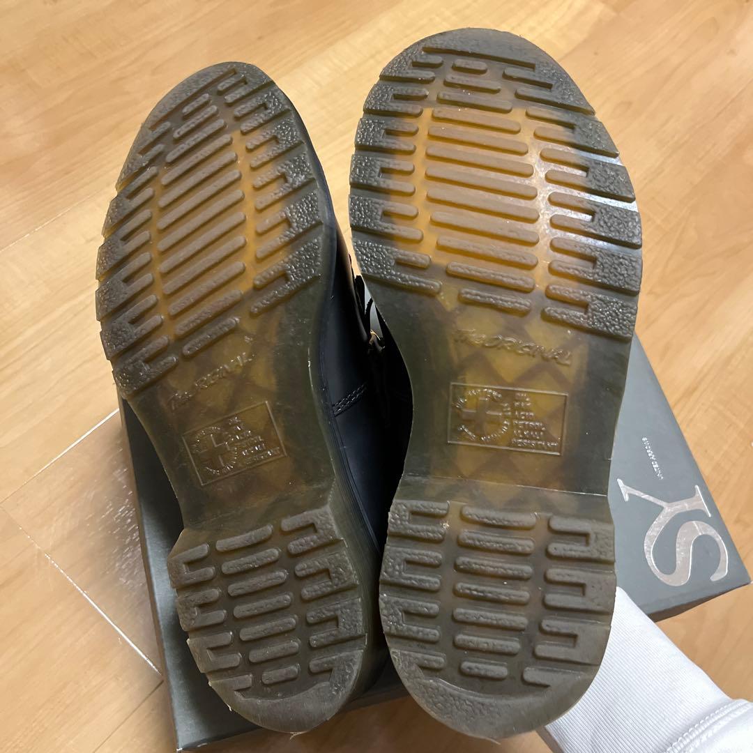 Dr.Martin ADRIAN SNAFFLE フリンジ付き黒ローファー