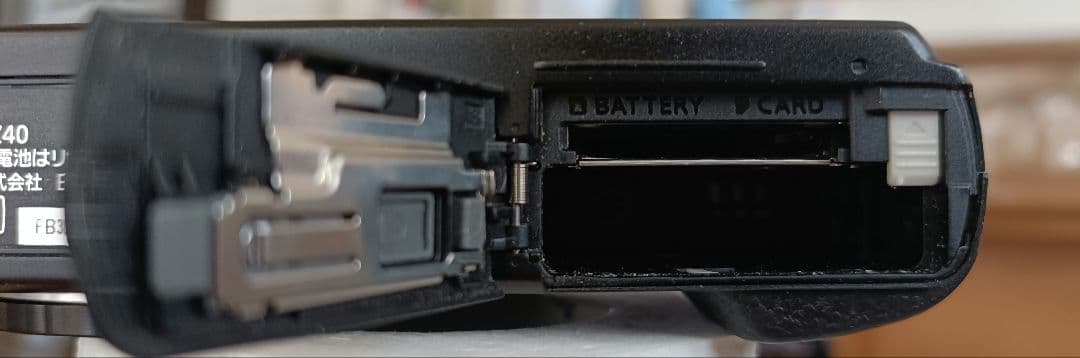 LUMIX DMC-TZ40 コンパクトデジタルカメラ　パナソニック