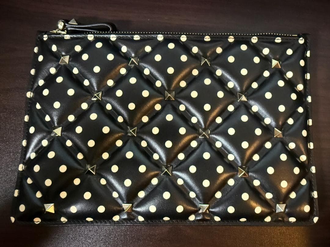 VALENTINO GARAVANI クラッチバッグ スタッズ