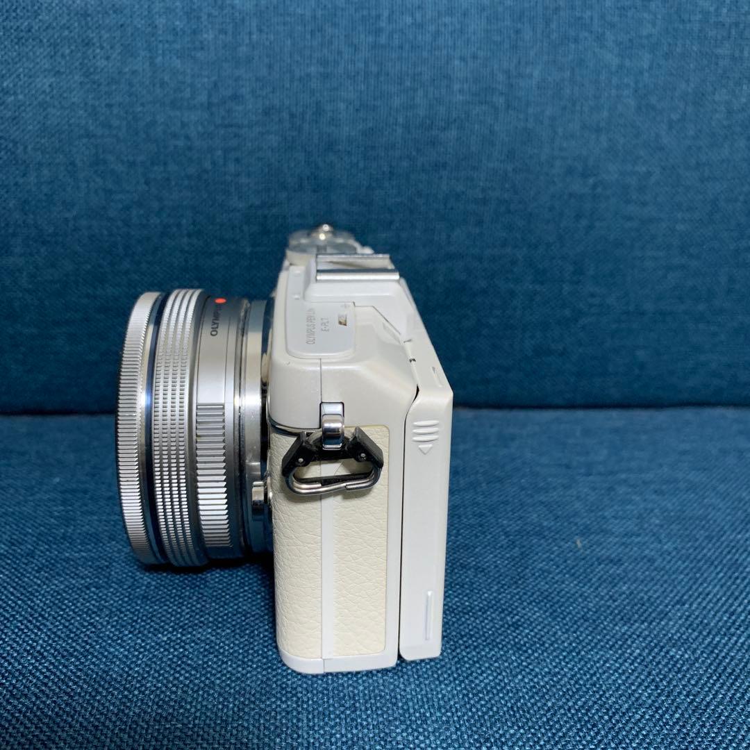 OLYMPUS オリンパス PEN E-PL7 レンズセット ミラーレスカメラ