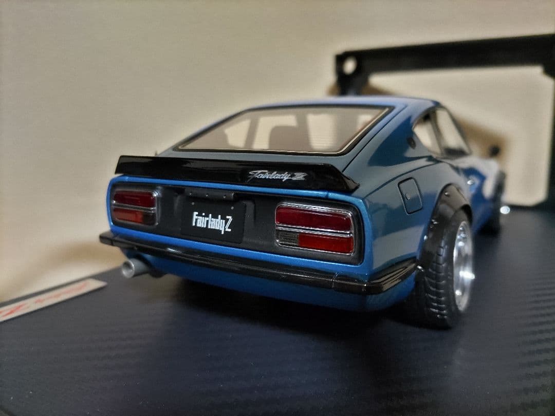 PYOMARO　イグニッションモデル　1/18 FairladyZ